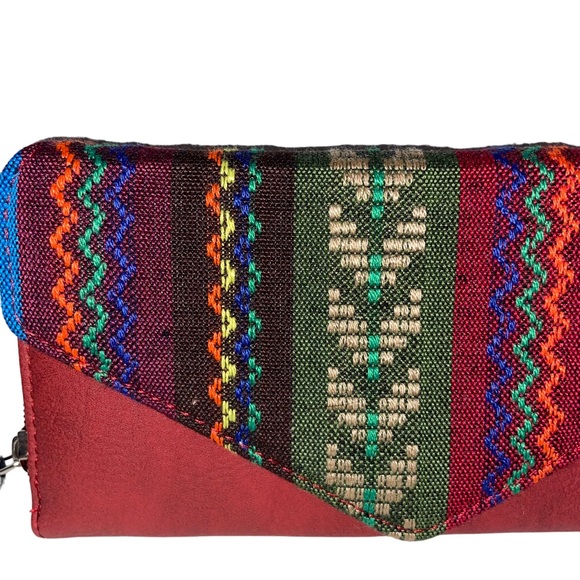 Gold Coast Faux Leather Womens Wallet Checkbook Aztec Southwestern Cowgirl New - Picture 5 of 13